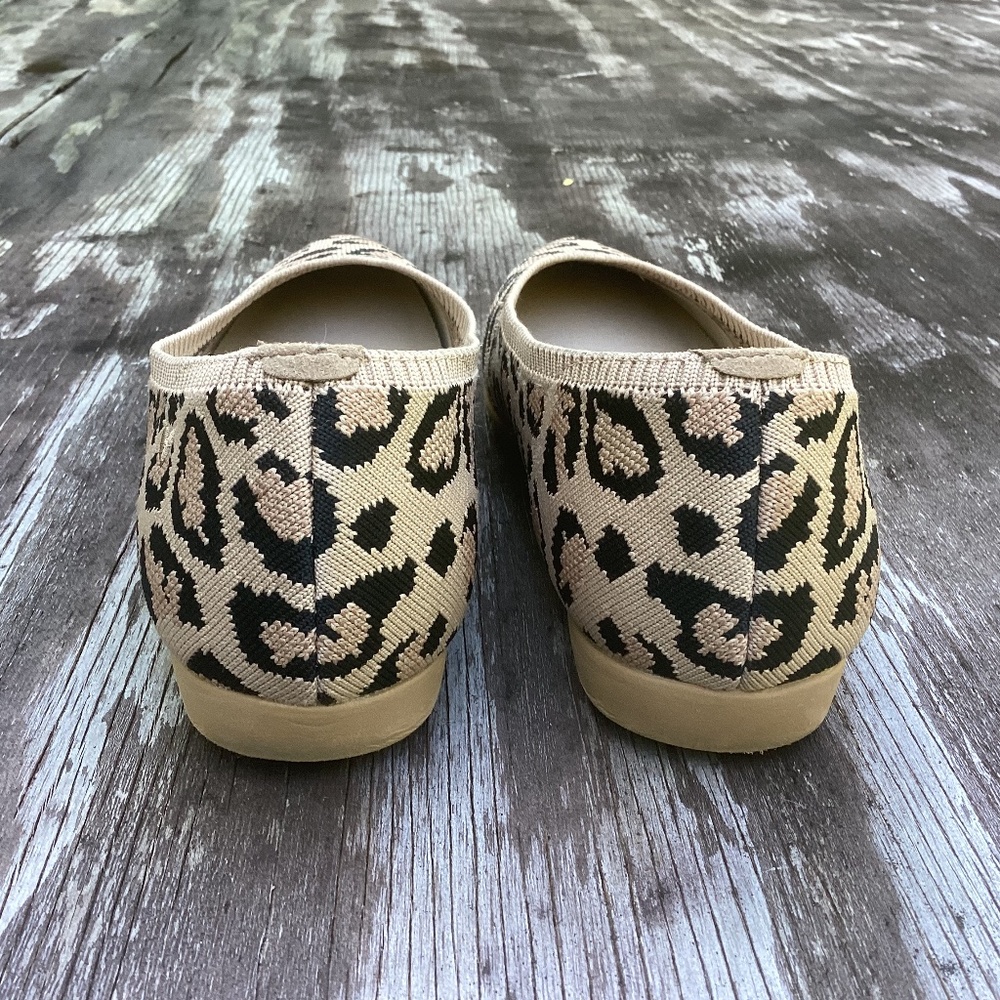 Vivaia flats LIKE NEW pointed toe Ballet Aria SHOES dark leopard - Picture 4 of 5